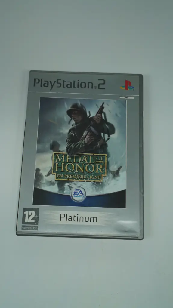 Medal of Honor: En Première Ligne (France) (PS2, PAL – Platinum Edition)