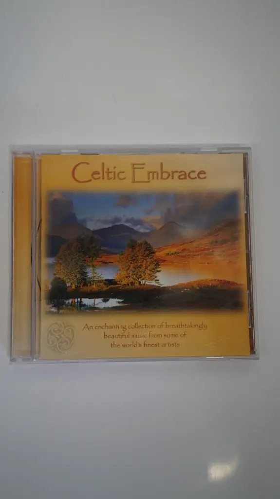 Celtic Embrace (CD Album, 2003)