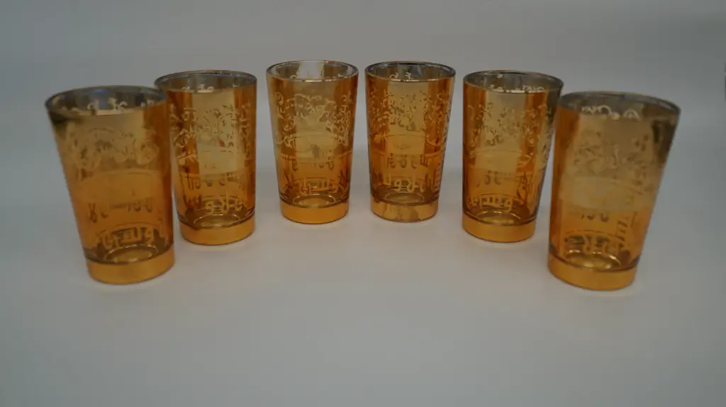 Vintage Vatan 6 Pc Amber Tea Glass Tumbler Set Gold Gilt Arabic Design