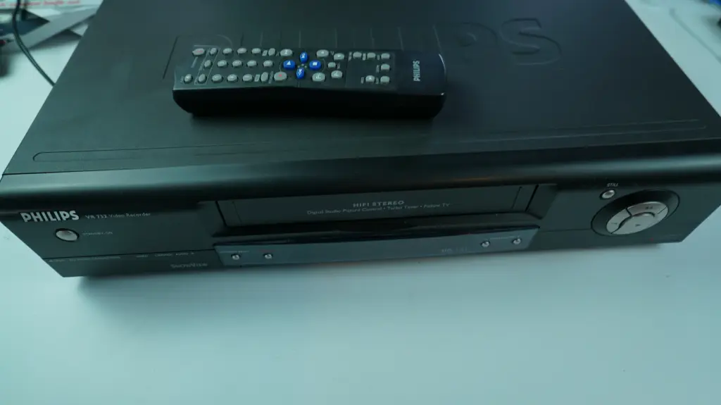 Philips VR732/02 VHS Video Recorder VCR Hi-Fi Stereo PAL