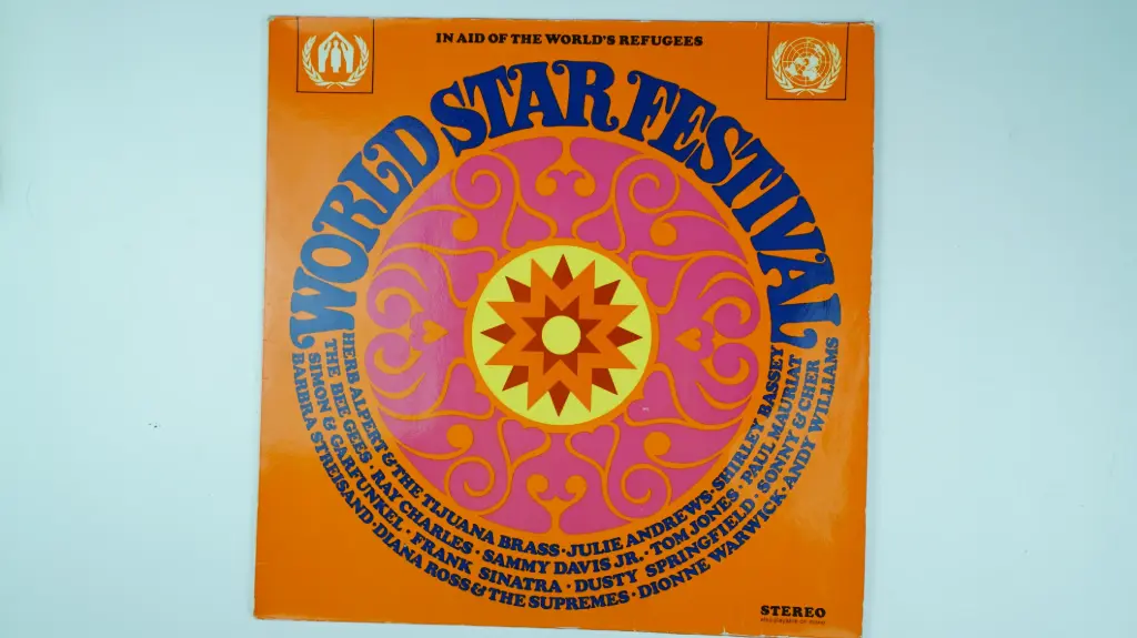 World Star Festival: In Aid of the World's Refugees (LP Vinyl, Stereo, 88 888 DY)